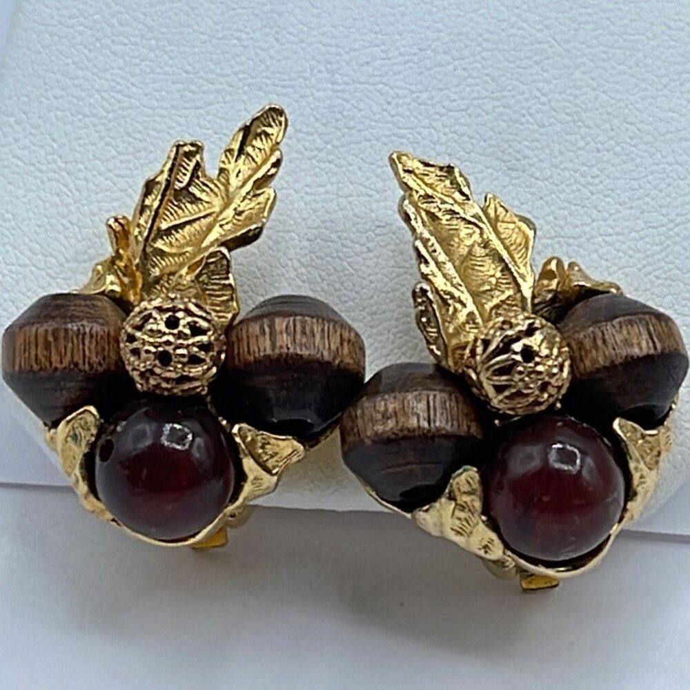 Vintage ART acorn bunch with oak leaves earring’s